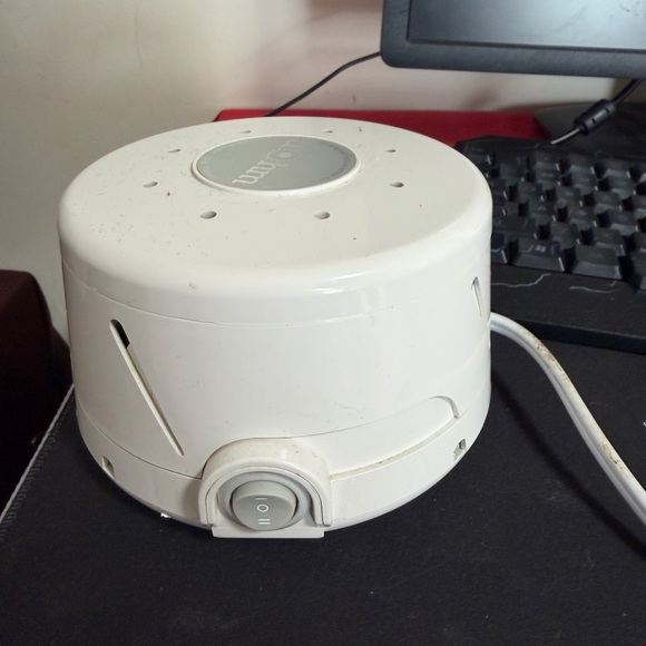 White Sound Machine - Picture 1 of 4